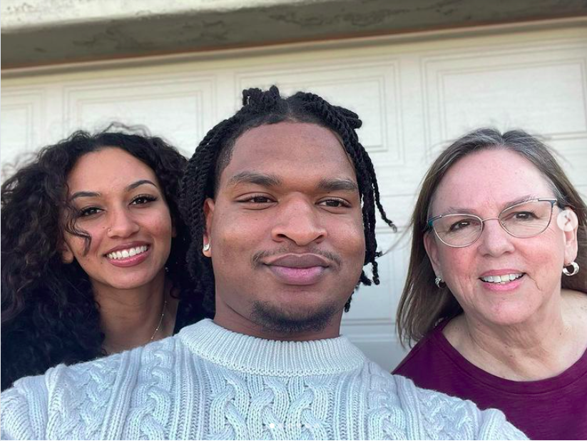 Grandma's accidental text with teen started Thanksgiving tradition that endures in his adulthood