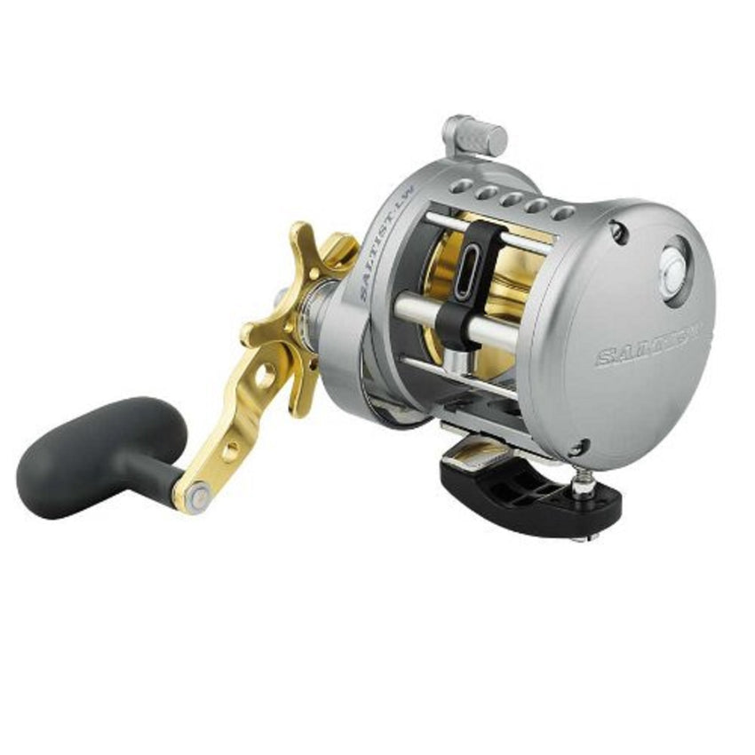 Daiwa Saltist Levelwind Reel 420yd 12  Mono 260yds 40  Braid